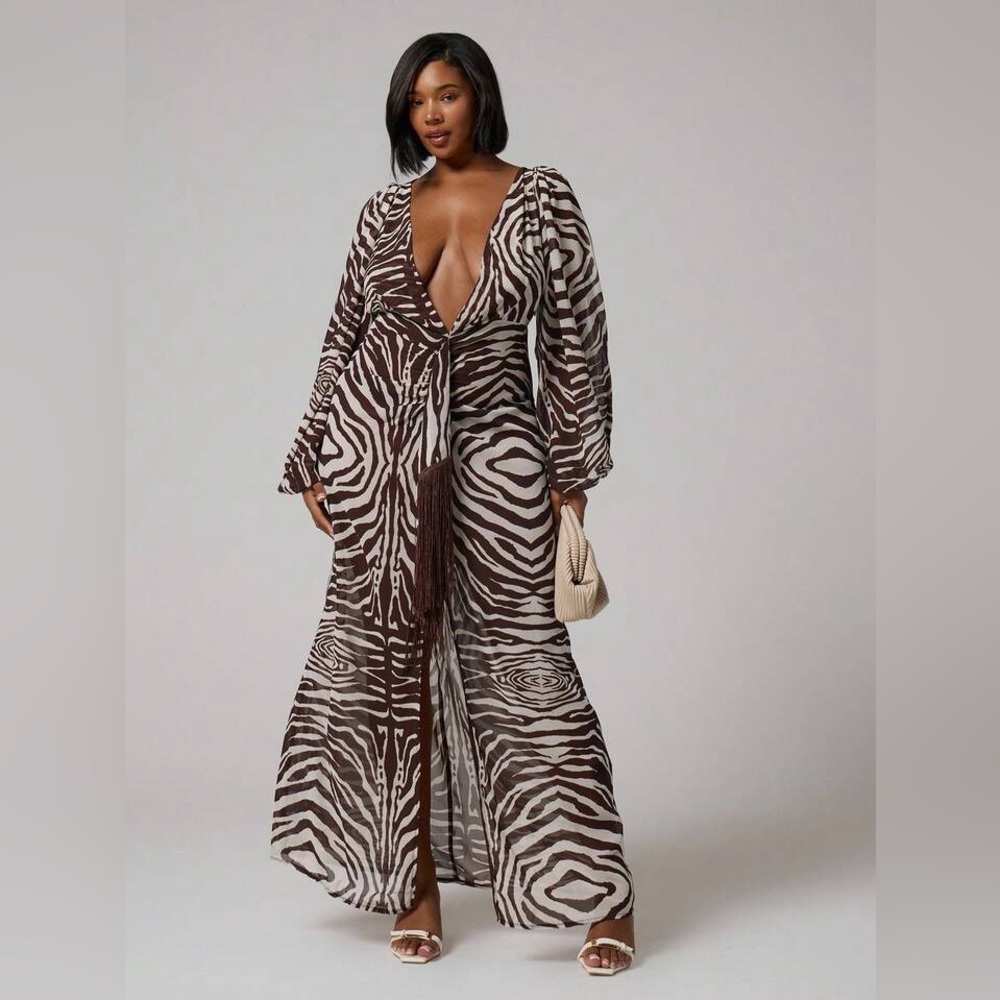 Zebra Print Maxi Dress | Long Sleeve Plus Size Beachwear ✨ - Picture 2 of 5